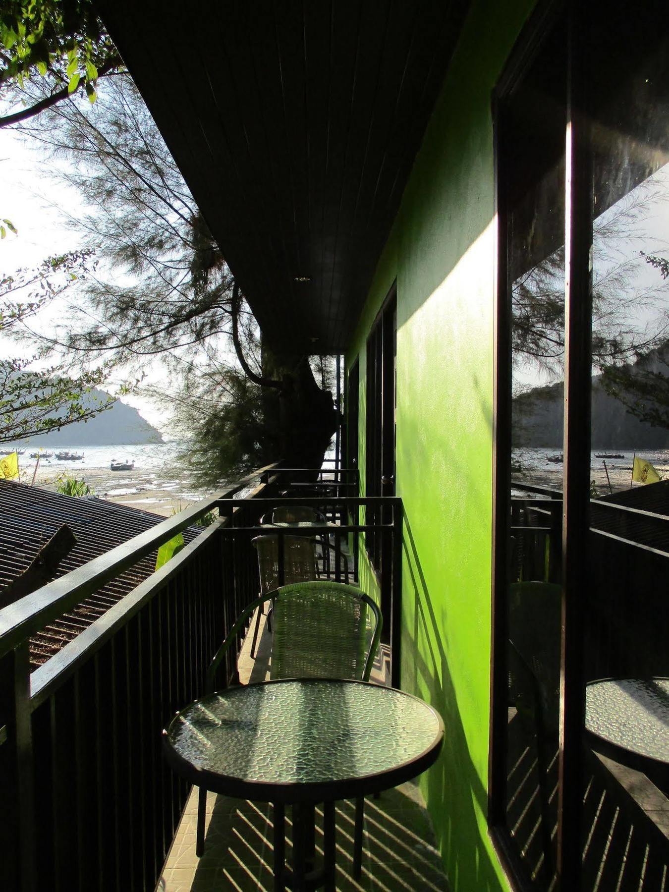 Phi Phi Green House Bagian luar foto