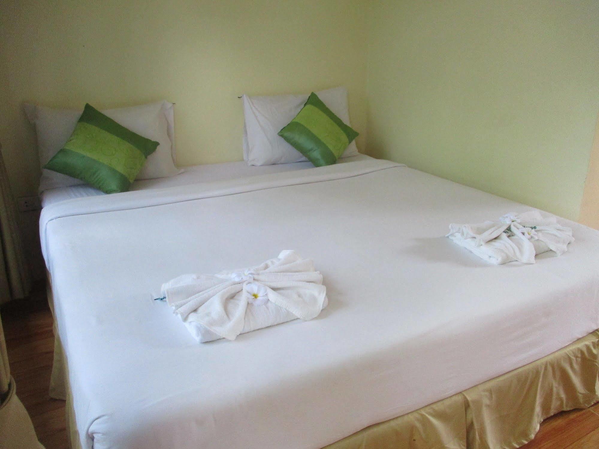 Phi Phi Green House Bagian luar foto