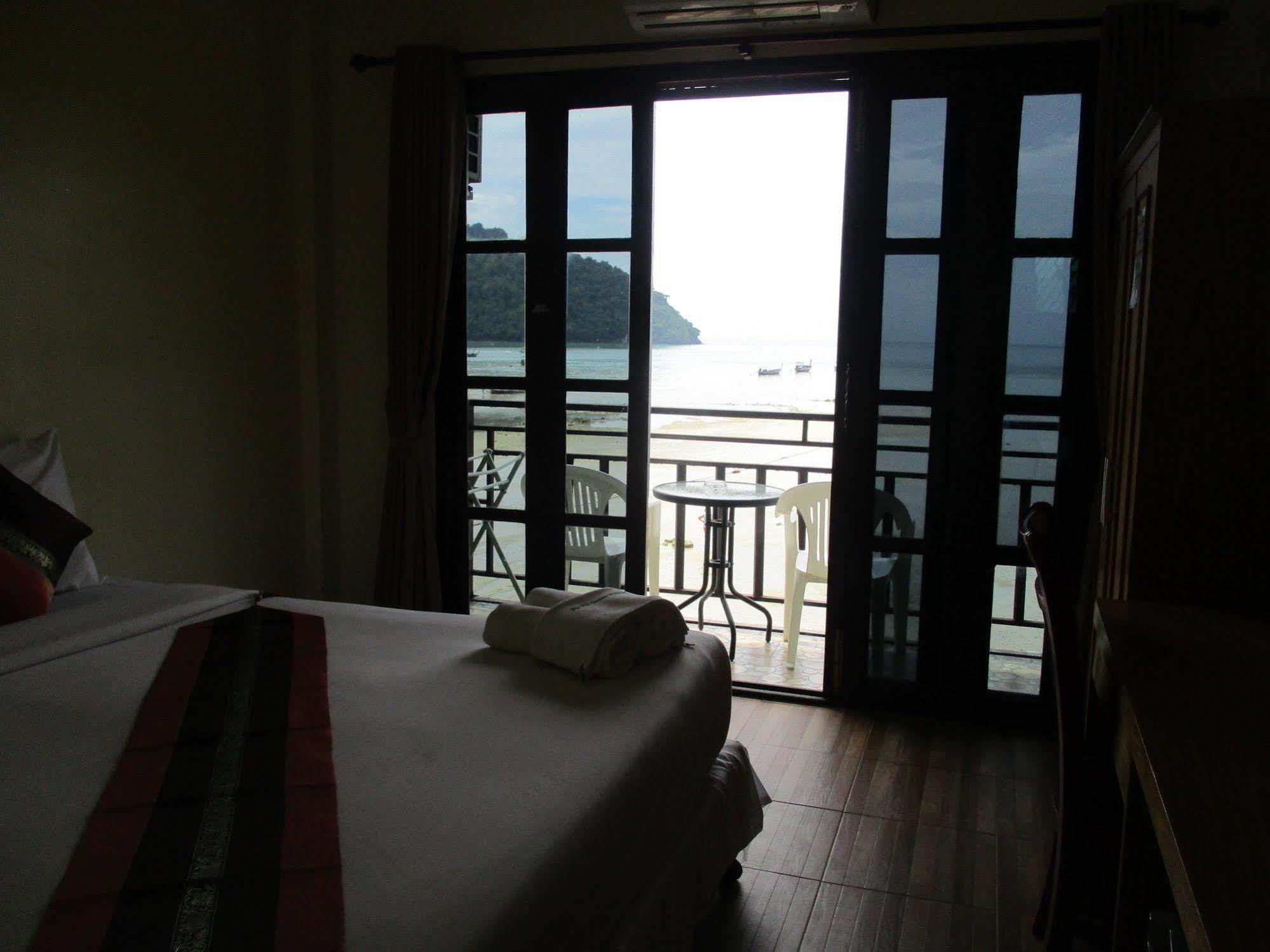 Phi Phi Green House Bagian luar foto