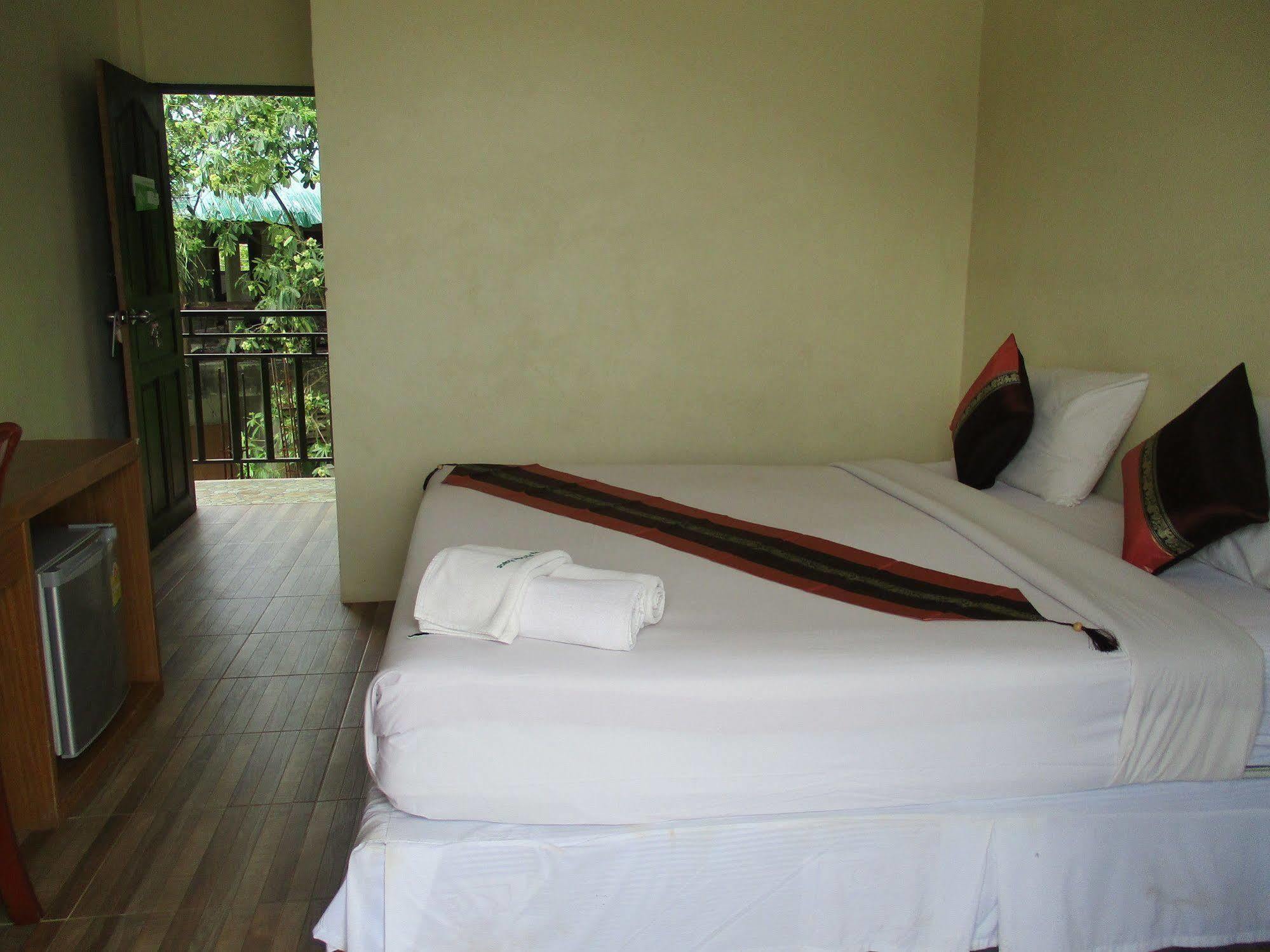 Phi Phi Green House Bagian luar foto